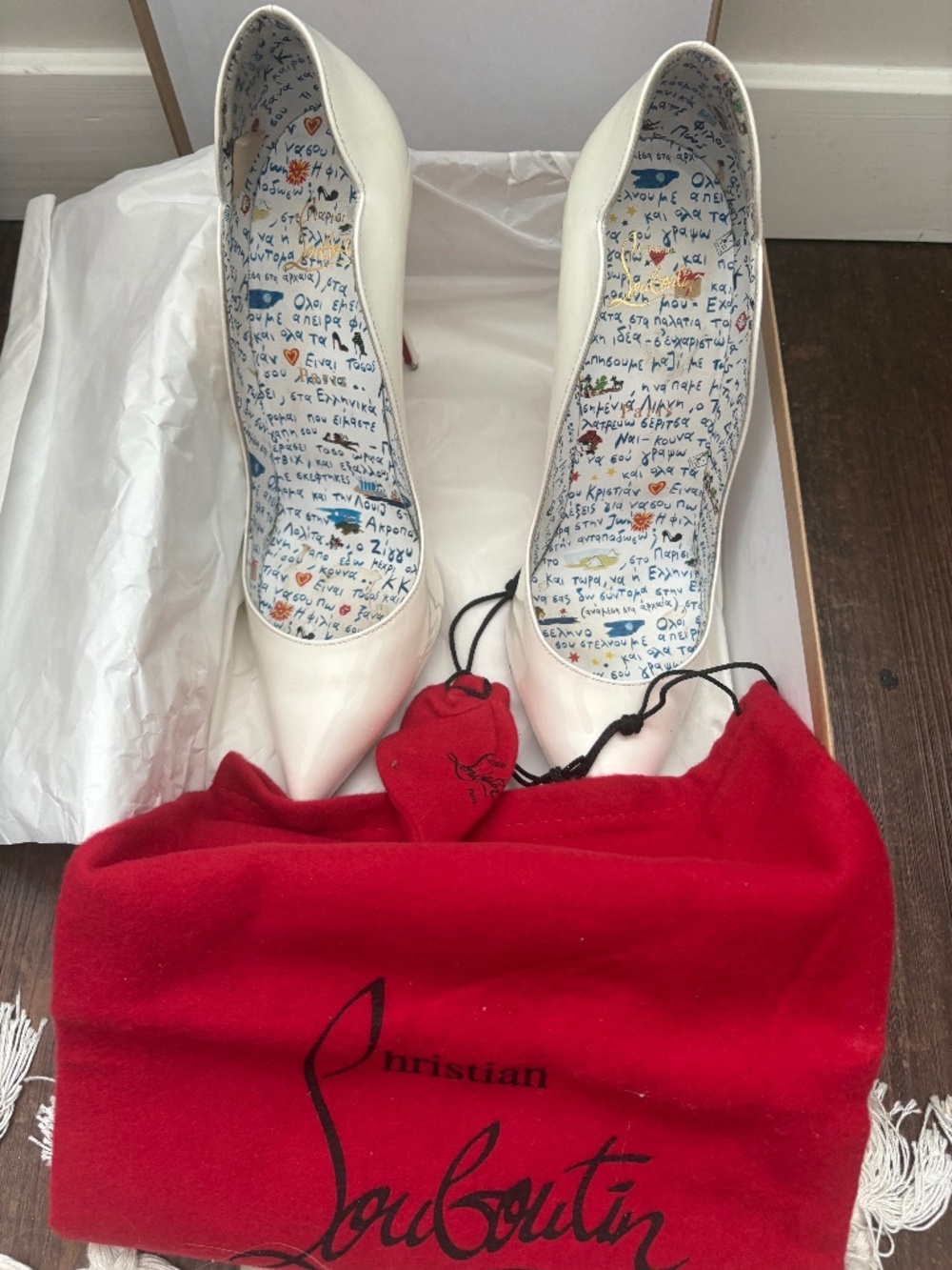 Christian Louboutin Hot Chick 100